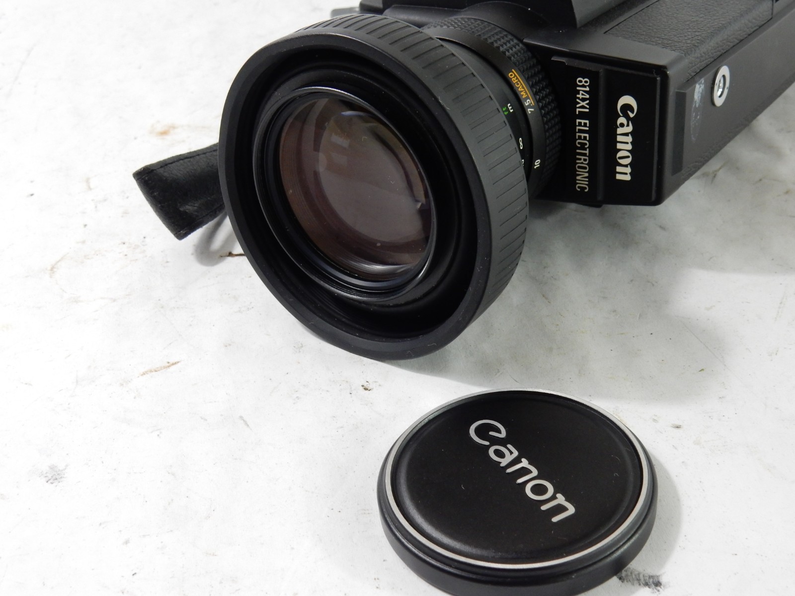 CANON 814 XL Electronic MACRO Super8 8mm Vintage Film Movie Camera - Functional