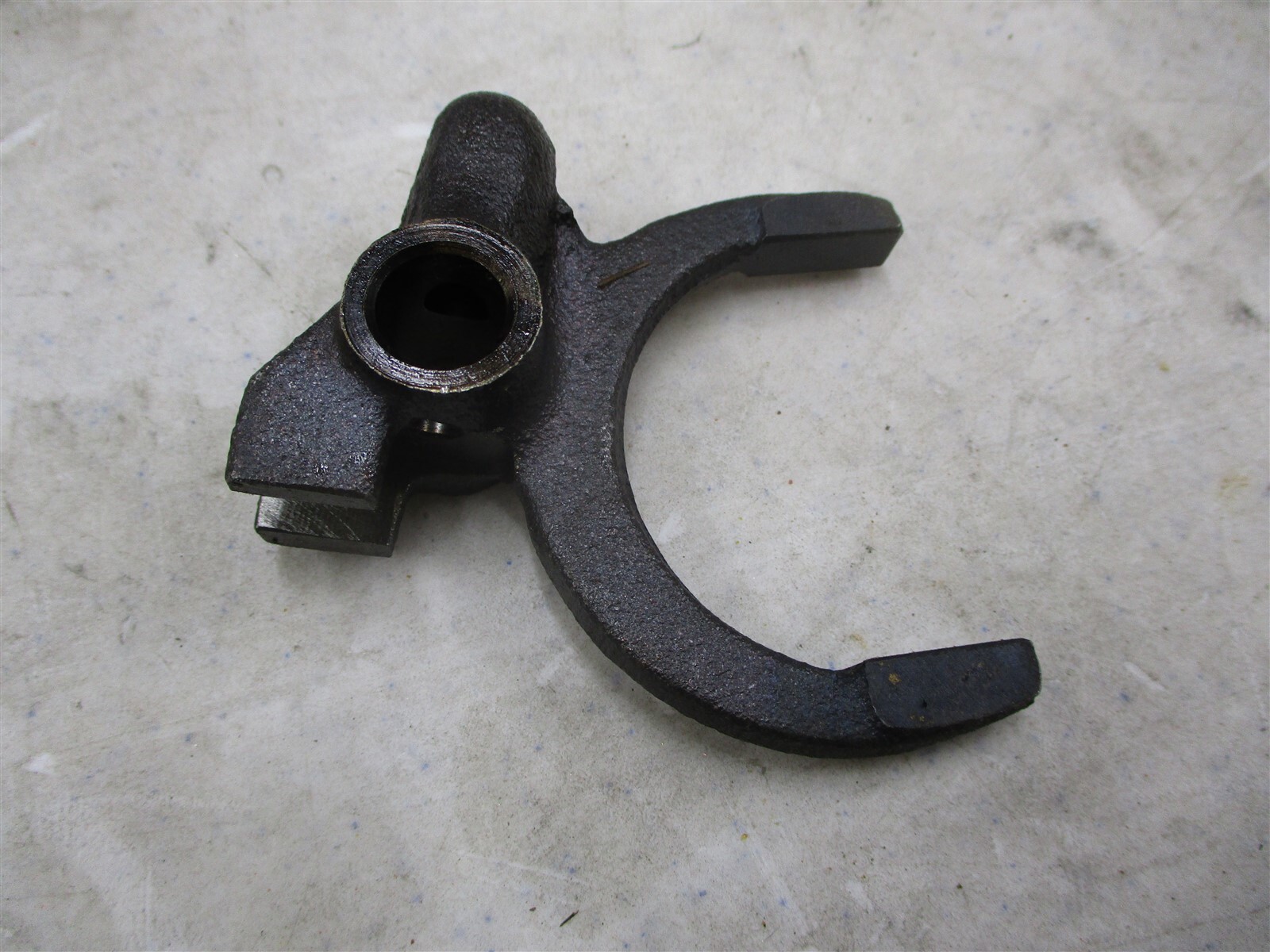 35100-21680 GENUINE OEM KUBOTA SHIFT FORK CREEP SPEED GEAR