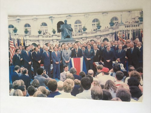 ©︎ 1980 VINTAGE REAGAN FOR PRESIDENT NOW！ Amazon.com - Vintage Reagan Bush 80 Bumper Sticker (Election