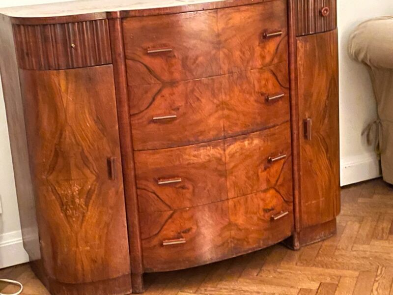 Vintage Art Deco Chest of Drawers Dresser matched grain bakelite handles 