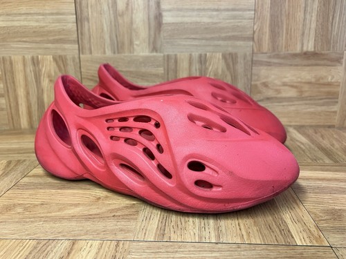 RARE🔥 Sz 11 - Adidas Yeezy Foam Runner Vermilion Red Men's