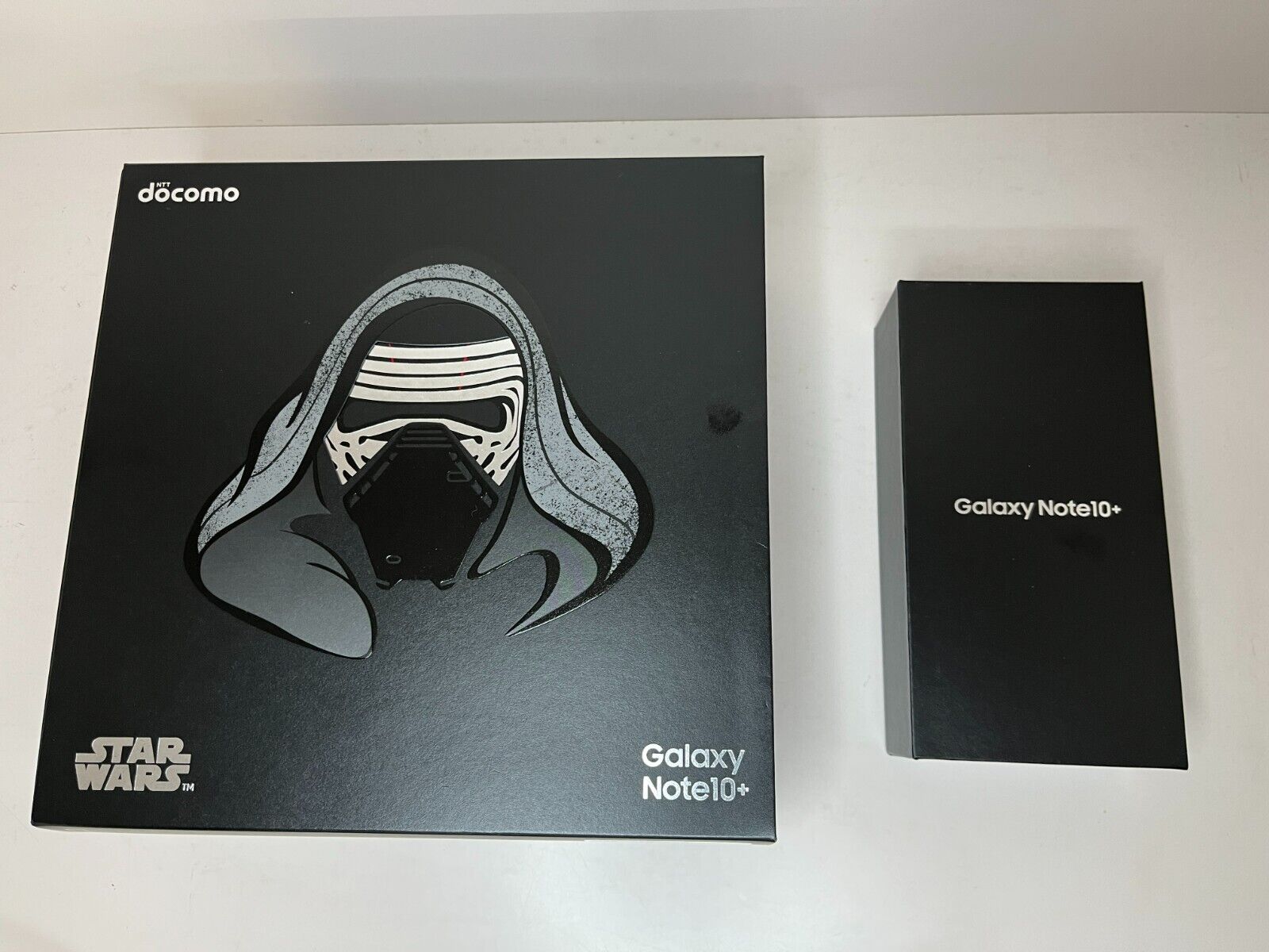 GALAXY note10 + STAR WARS Special Edition Unlocked Android GALAXY note10 + STAR WARS Special Edition Unlocked Android