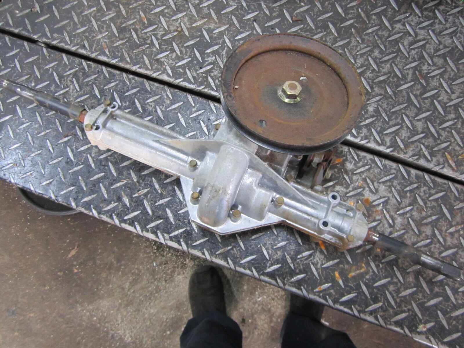 MTD Cub Cadet LTX 1040 Lawn Mower Single Speed Transmission MTD Cub Cadet LTX 1040 Lawn Mower Single Speed Transmission