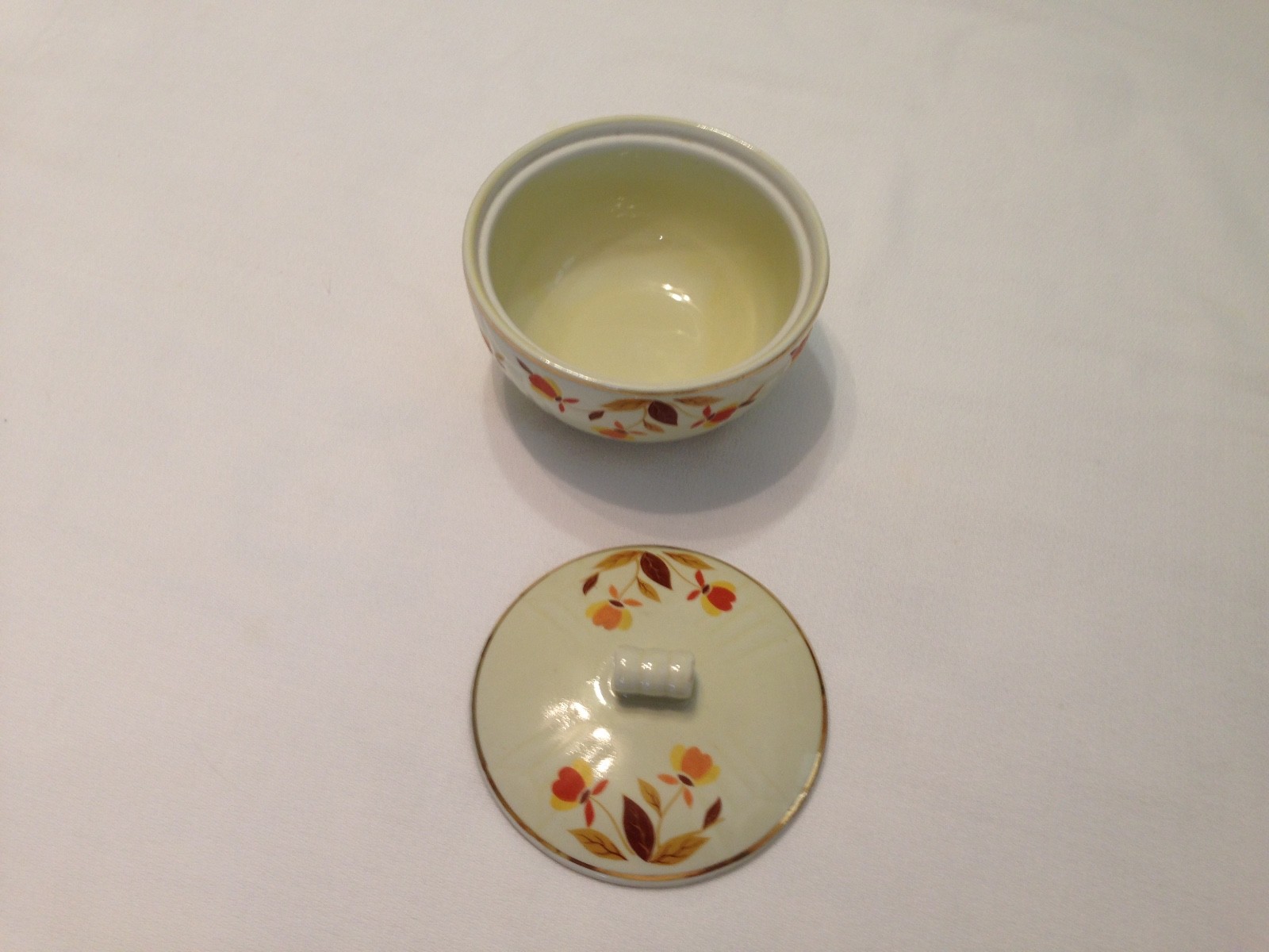 Vintage Jewel tea autumn leaf grease jar