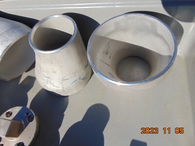 (1) Stainless Steel 304/304L Pipe Fitting Reducer Weld 3'' x 2'' SCH10S
