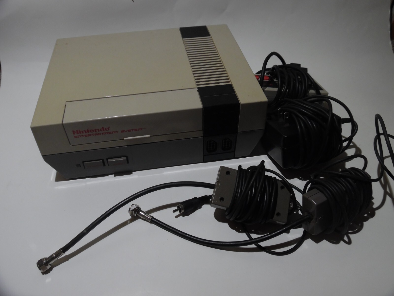 Nintendo Entertainment System NES NES001 Console NOT WORKING For Parts
