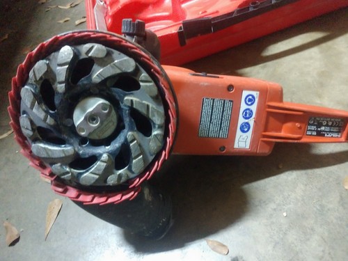 Hilti DG150 Concrete Grinder w/ DPC 20 Power Supply w/ Case