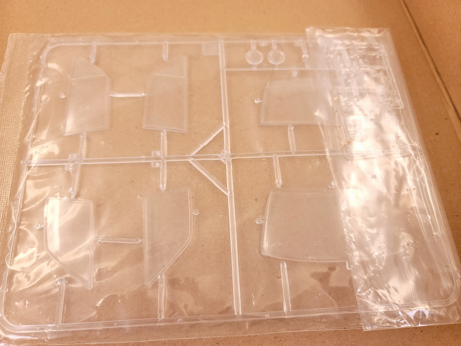 1/16 scale HONDA CIVIC Mk.1 GF 5-door IMITATIVE RACER kit by