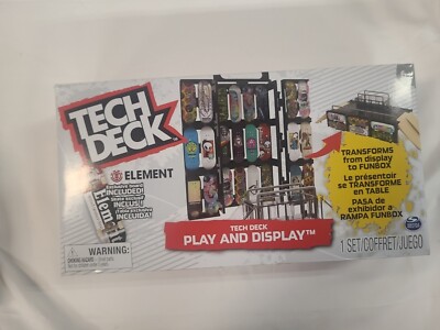 TECH DECK, Play and Display Transforming Ramp Set Carrying Case Fingerboard Kid