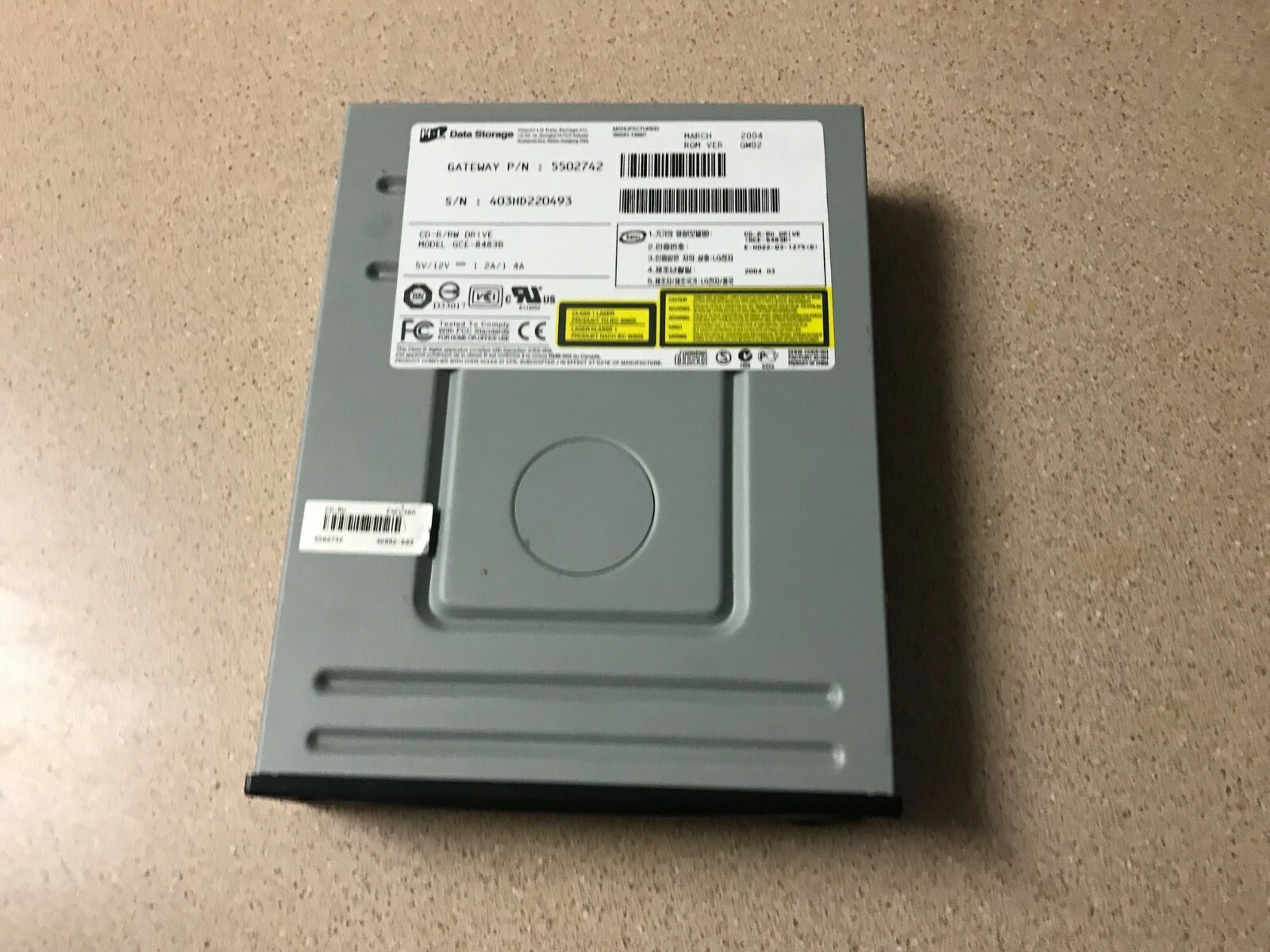 HL Data Storage CD-R/RW drive MODEL GCE-84838 for desktop, cables not provided