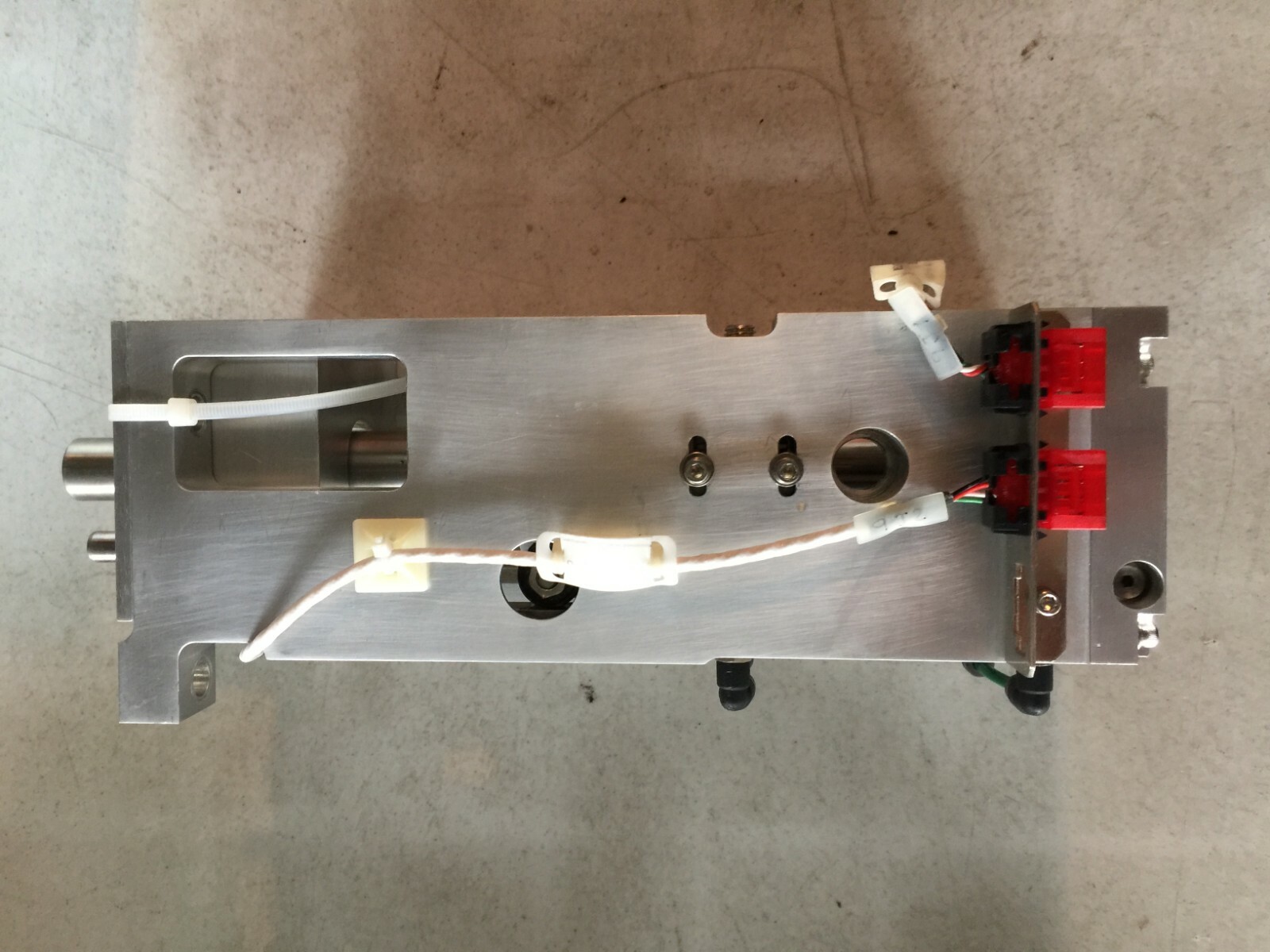 Lam Research 853-012261-001 Inner Gate Assembly