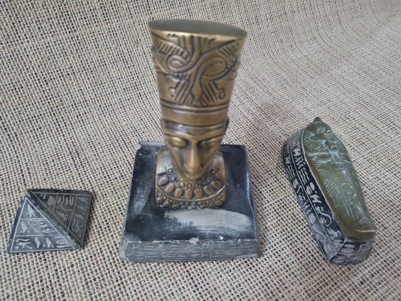 Three Pieces Of Very Ancient Egyptian Antiques, Consisting Of A Statue Of Nefert