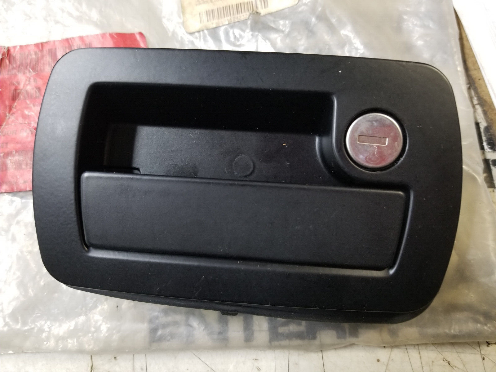 JLG 1001081241 - NEW FOR JLG Cab Door Handle with FOR JLG Keys - Picture 1 of 7