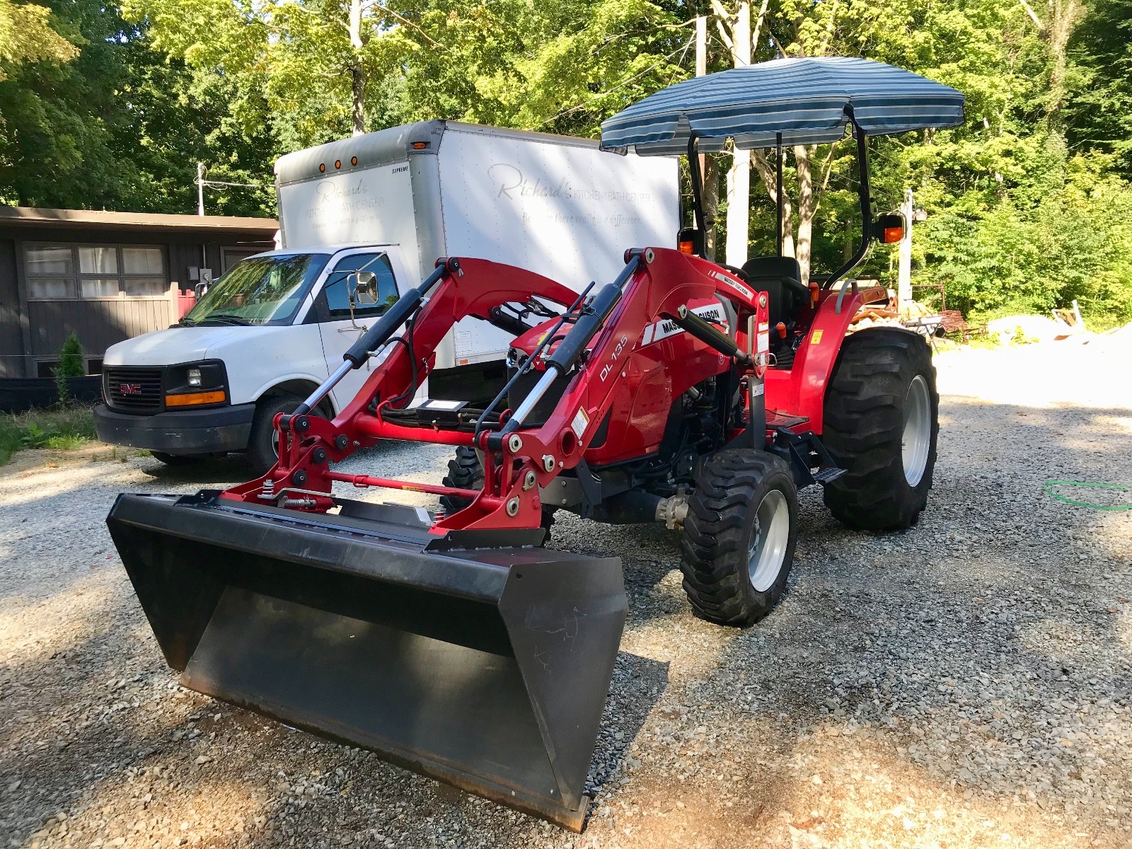 2016 Massey Ferguson 1749