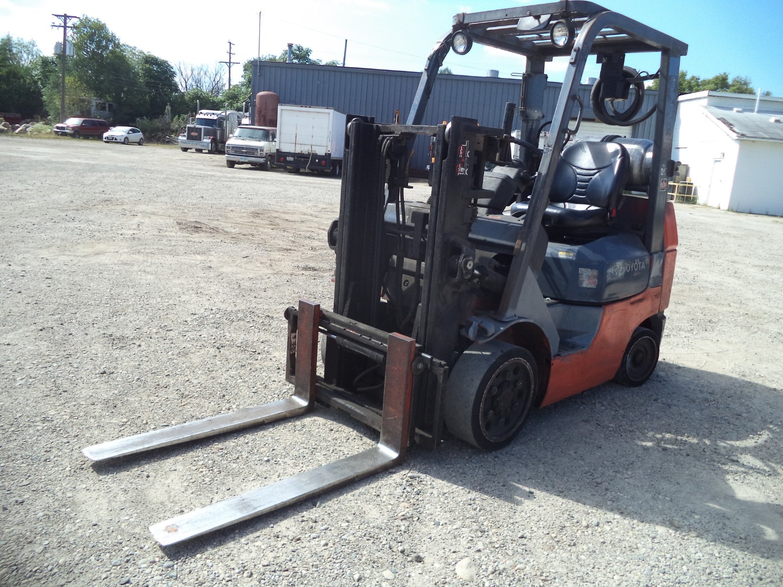 2005 - 07 Toyota 7FGCU25, 5,000#, 5000# Cushion Tired Forklift, Trucker Special