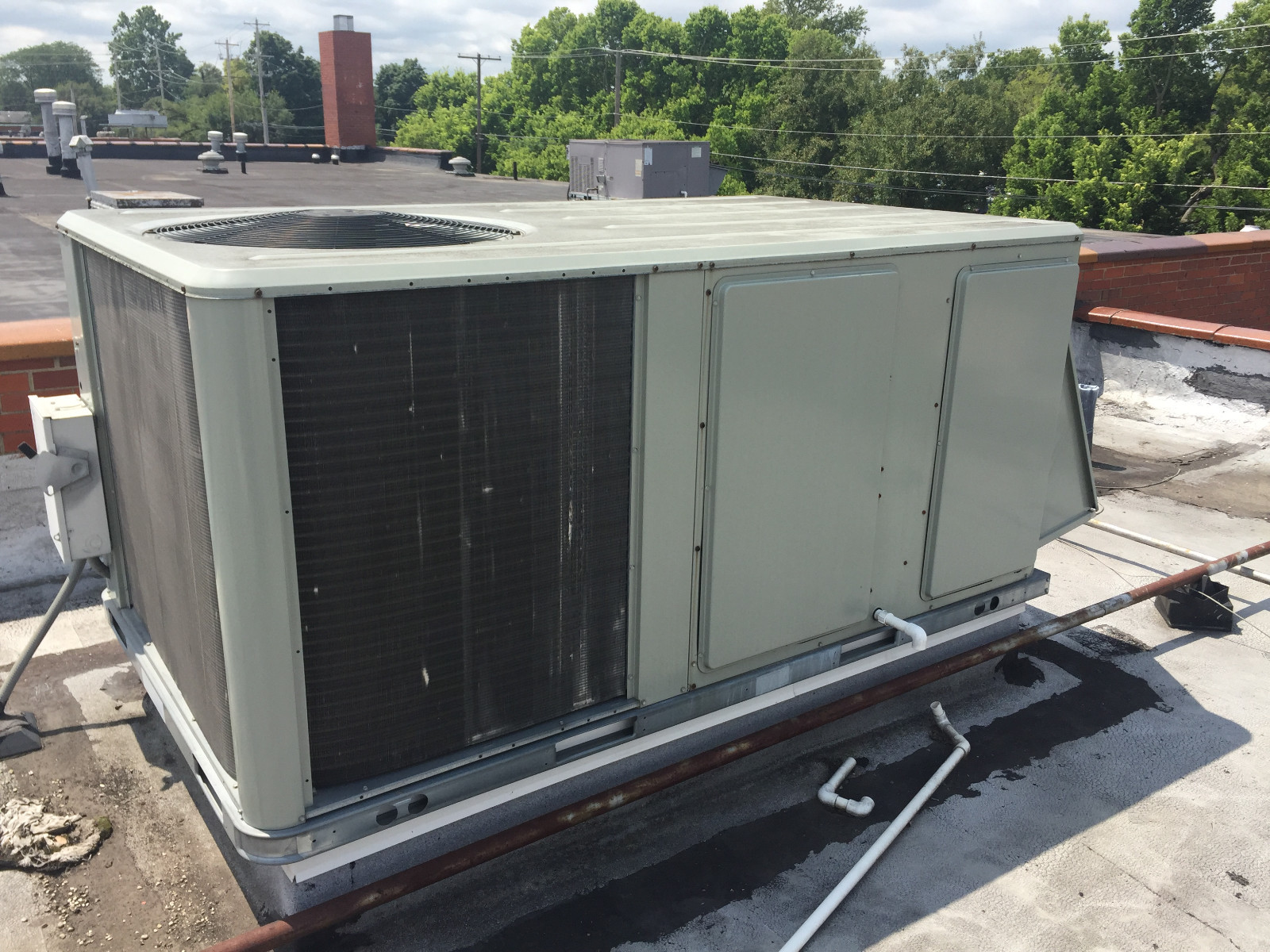 Trane YSC09 7.5 Ton Heating/Cooling Rooftop Unit 2010 Model