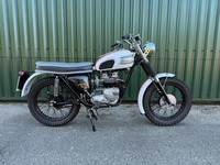 Triumph Trophy 500 T100C Evocation 1970 Classic Project Bike 