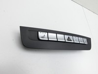 Mercedes W176 A180 15-18 Schalterleiste Warnblinker Sitzheizung PDC Mercedes W176 A180 15-18 19.10.2016 A2469059401... Vorschau 2