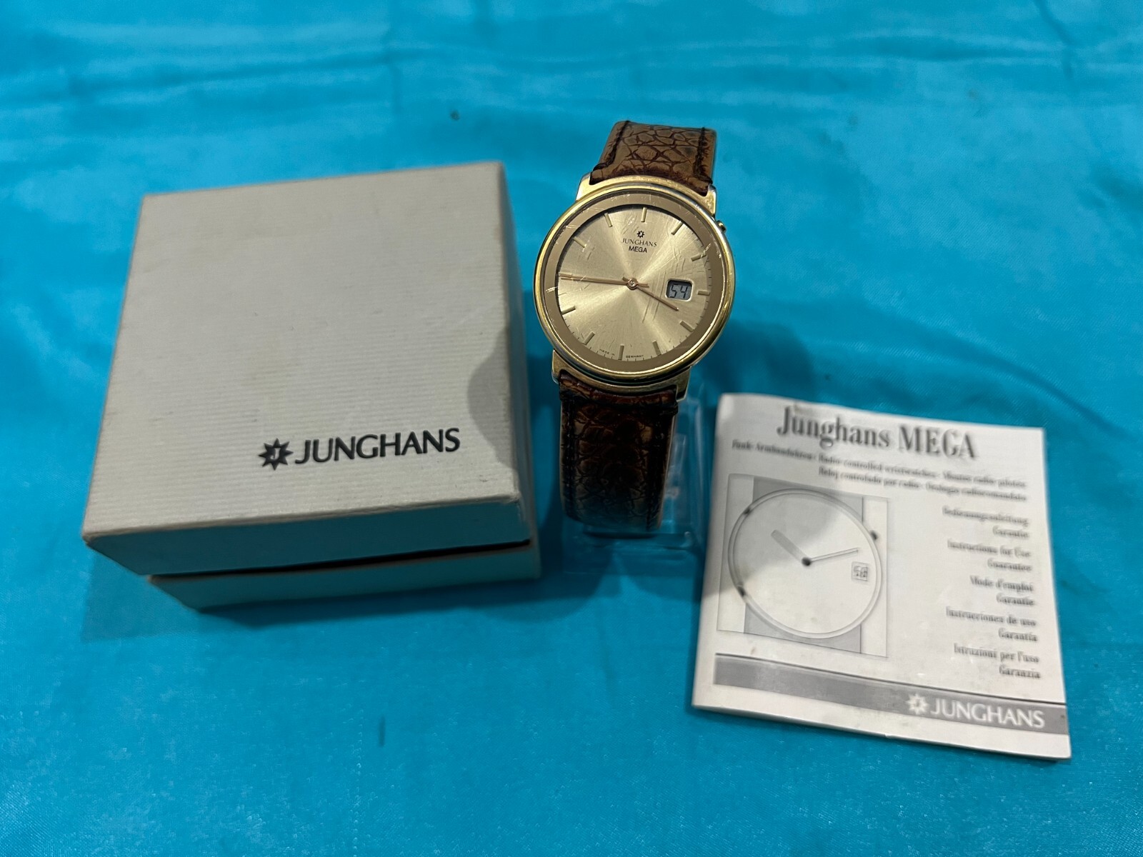 Junghans Mega 19 7403 408 Funkuhr Herrenuhr in OVP Junghans Mega 19 7403 408 Funkuhr Herrenuhr in OVP