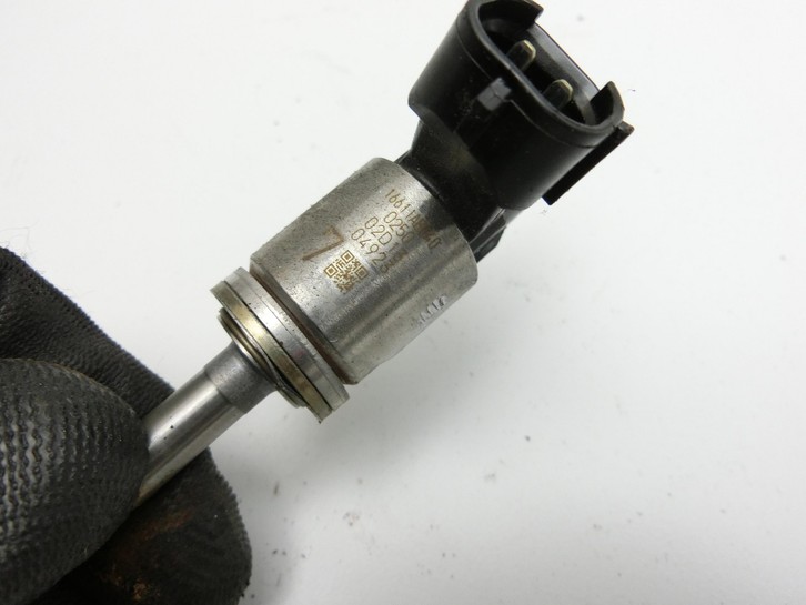 Subaru XV 19-25 2,0 110KW Injektor Einspritzdüse Zyl.1 Subaru XV 19-25 01.01.2022 16611AA040 gebraucht Bild 4