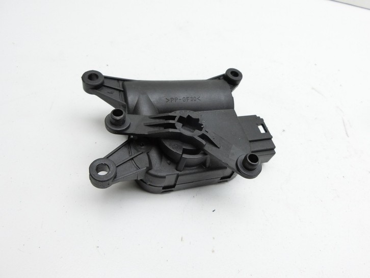 Mercedes Viano Vito W639 03-10 Luftklappenstellmotor Stellmotor Pos.1 Mercedes Viano Vito W639 03-10 01.07.2004... Bild 2