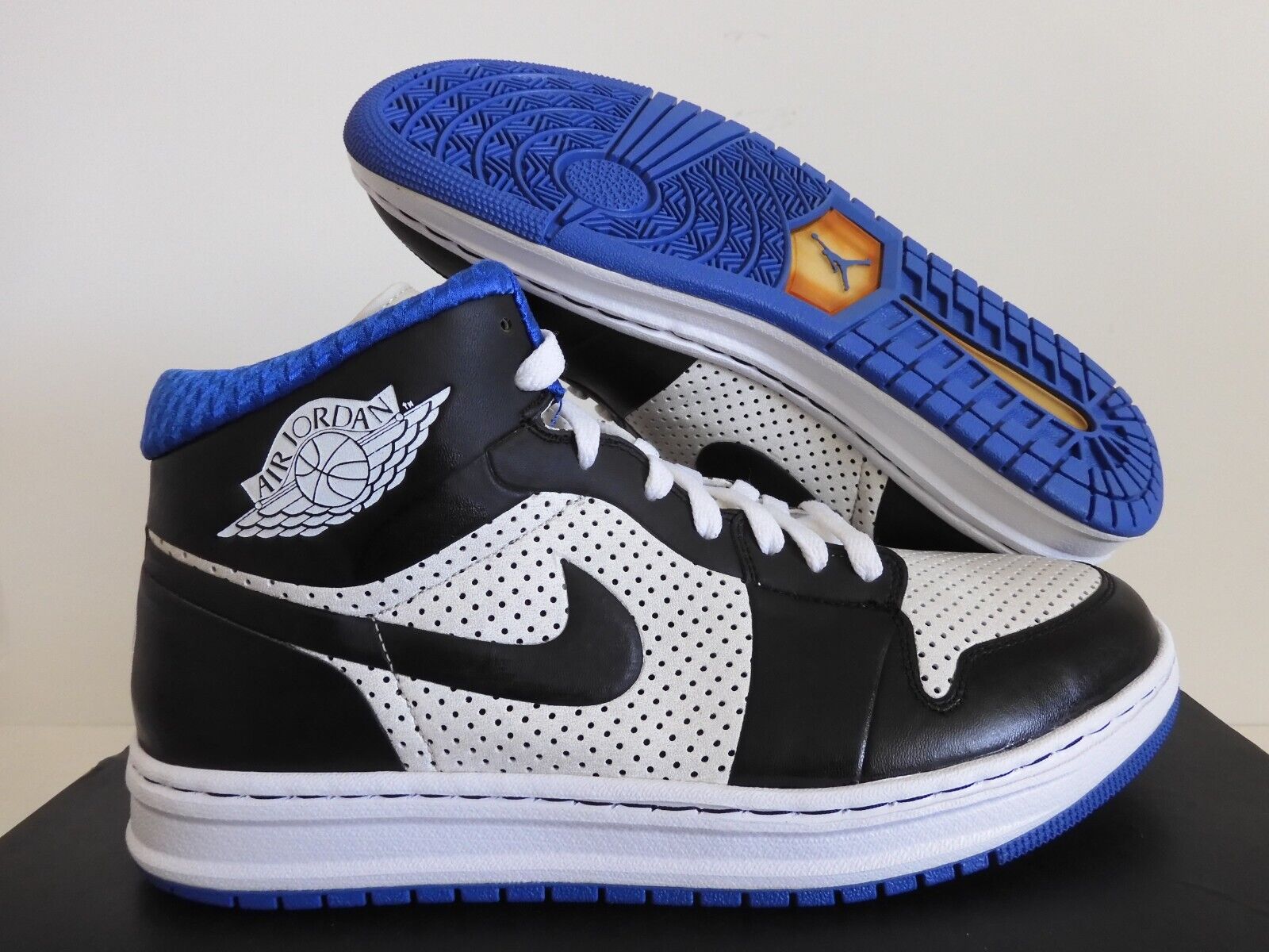 Nike Air Jordan Alpha 1 Id Black-White-Blue Sz 9.5 [407034 Nike Air Jordan Alpha 1 Id Black-White-Blue Sz 9.5 [407034