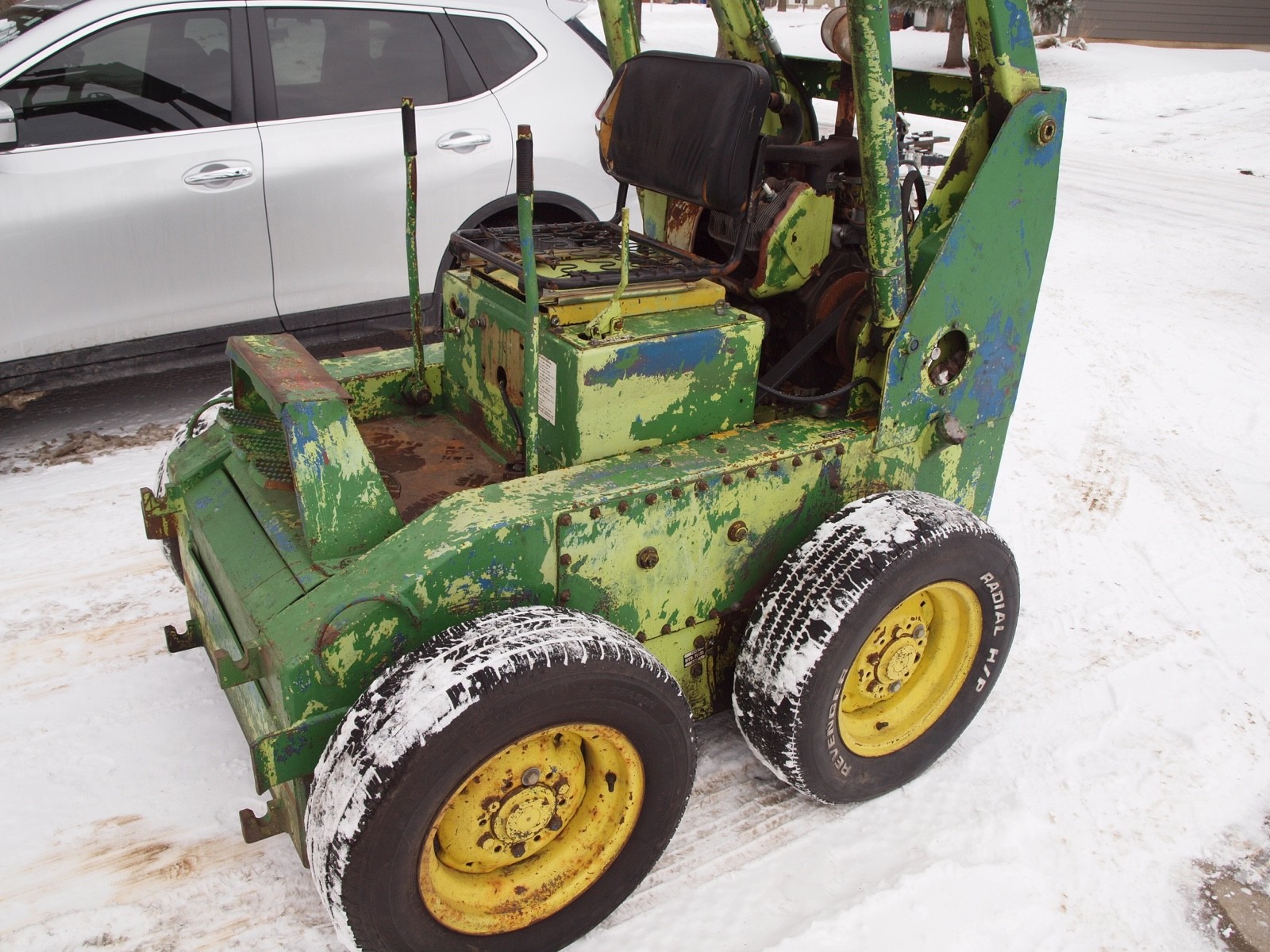 Mustang Skid Steer Loader Skidsteer Skidloader OWATONNA 1000