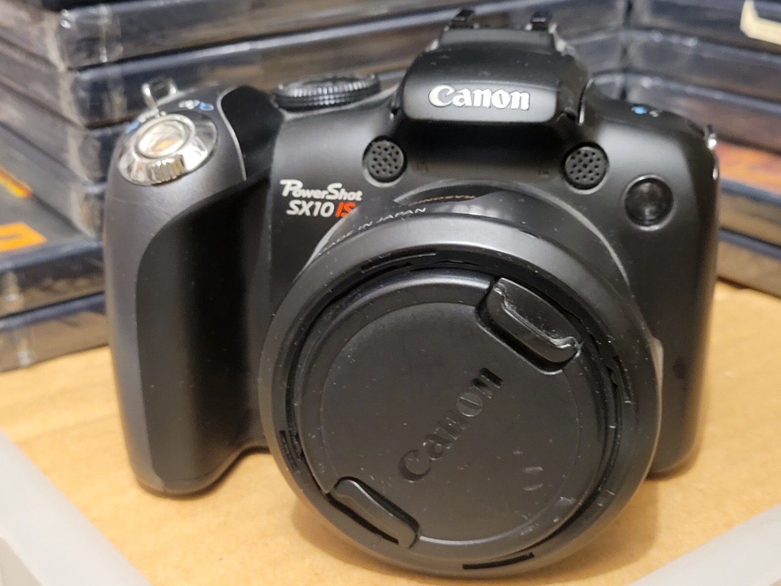 Canon PowerShot SX10 IS 10.0MP (2008) Pre-Owned Digital Camera