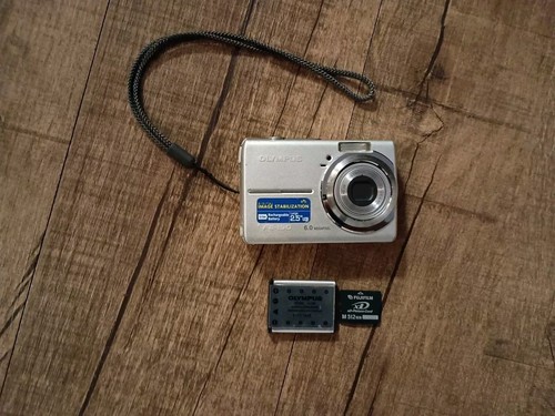 動作確認済 OLYMPUS FE-190 レトロ デジカメ Amazon | OLYMPUS デジタルカメラ FE-190 | コンパクト 通販