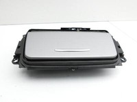 BMW E91 3er 320i 06-08 Aschenbecher Ablagefach Mittelkonsole BMW E91 3er 320i 06-08 28.02.2006 7132376 51167132376... Vorschau 2