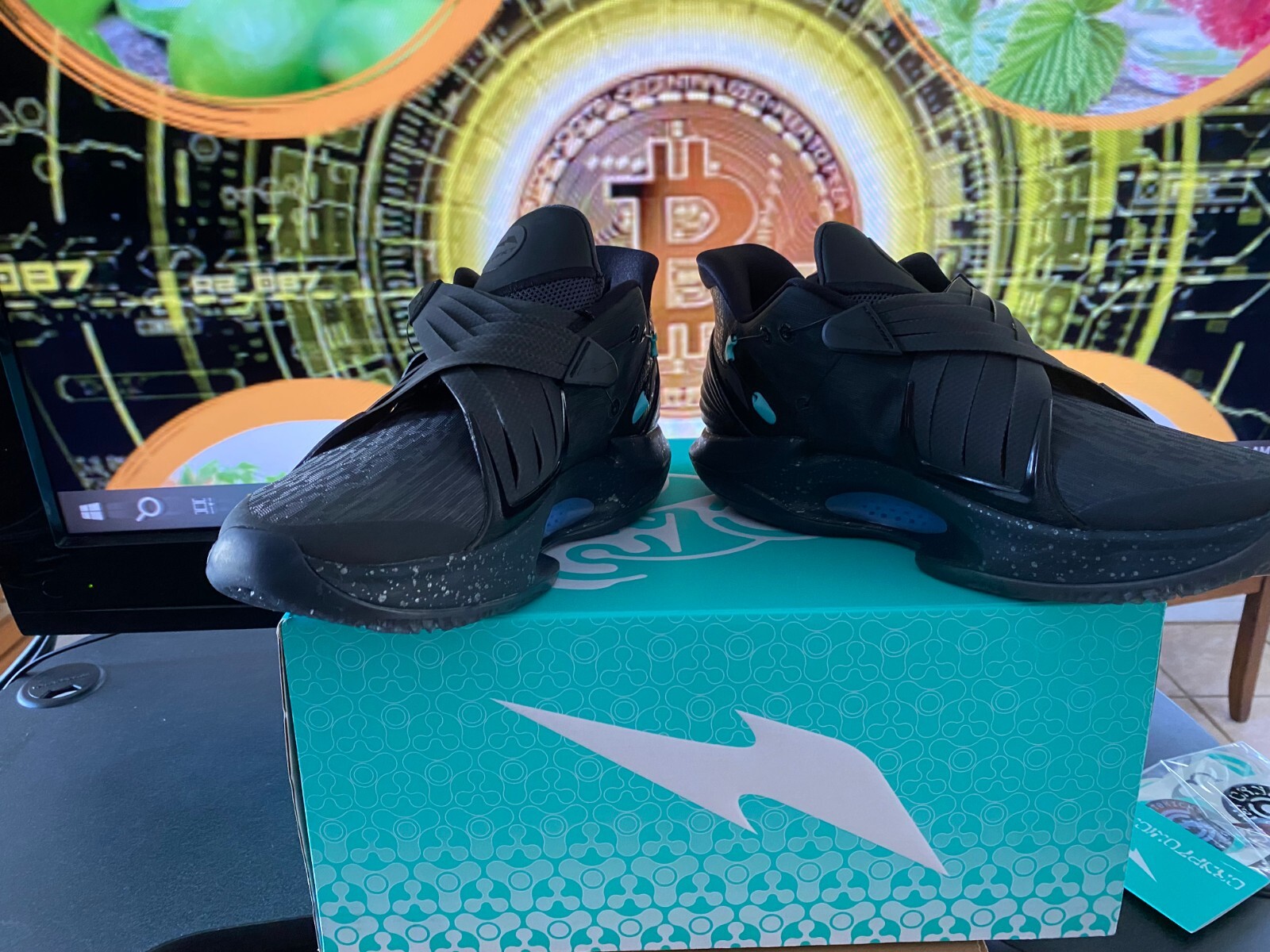 NIKE RTFKT CRYPTOKICKS IRL BLACKOUT SIZE 11 US MENS BRAND IN BOX