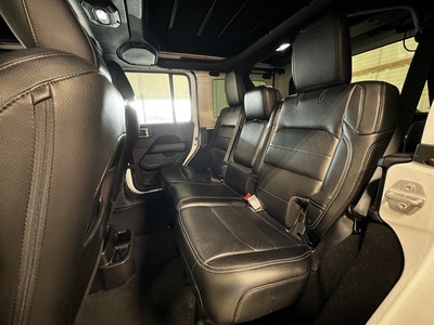 image 3 of interior