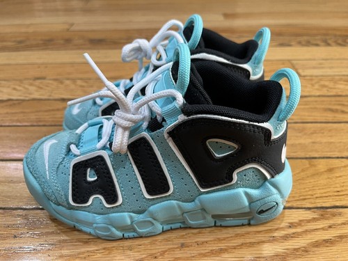 靴 NIKE AIR MORE UPTEMPO \