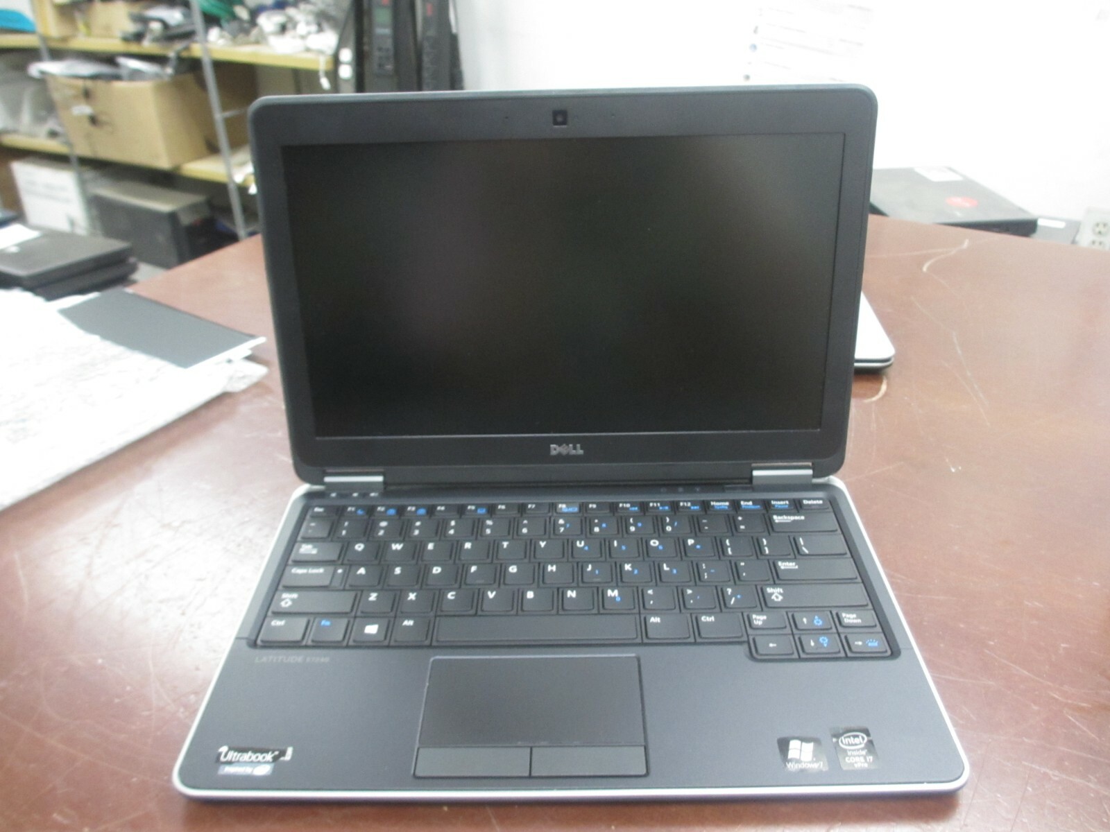 DELL - Dell e7240 i7 FHDタッチパネルSSD512GB難有 Dell e7240 i7 FHDタッチパネルSSD512GB難有