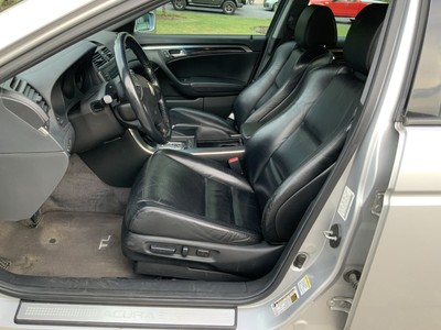 image 6 of interior