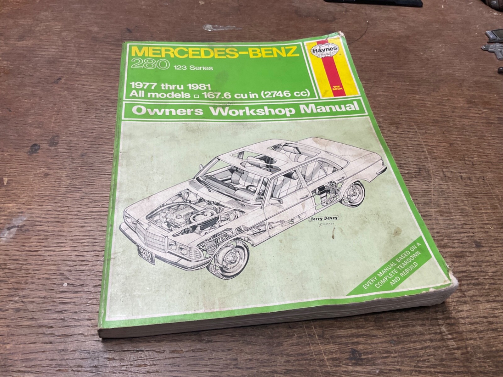 MERCEDES-BENZ 250＆280　Haynes Mercedes-Benz 230, 250 & 280 for 230, 250 & 280 models with