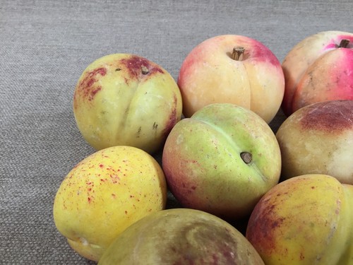 16 RARE Antique Vintage Italian Alabaster Stone Fruit Carved Big Peaches Real
