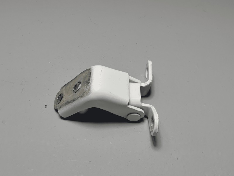 Used 2019-2025 Honda Passport Rear Right Passenger Door Lower Hinge OEM