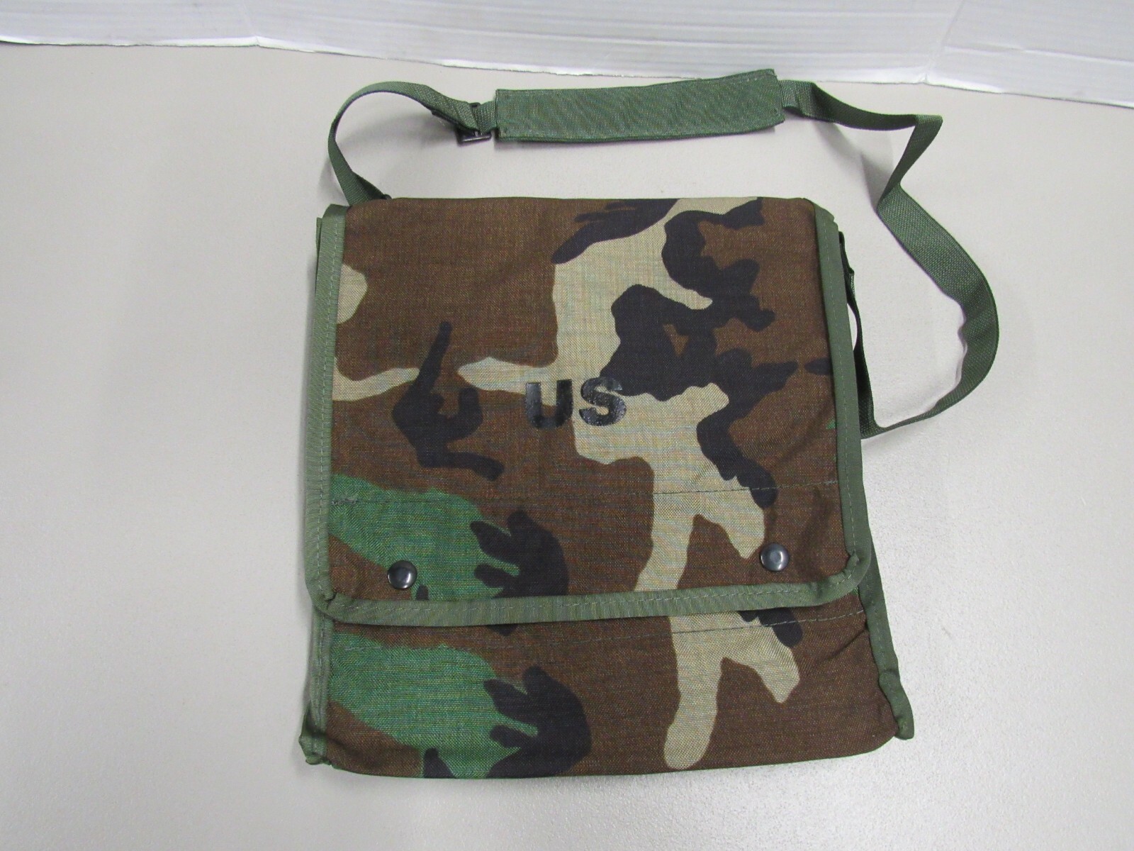 US GI Map Photograph Case w/ Strap Woodland Camo 2005 NSN