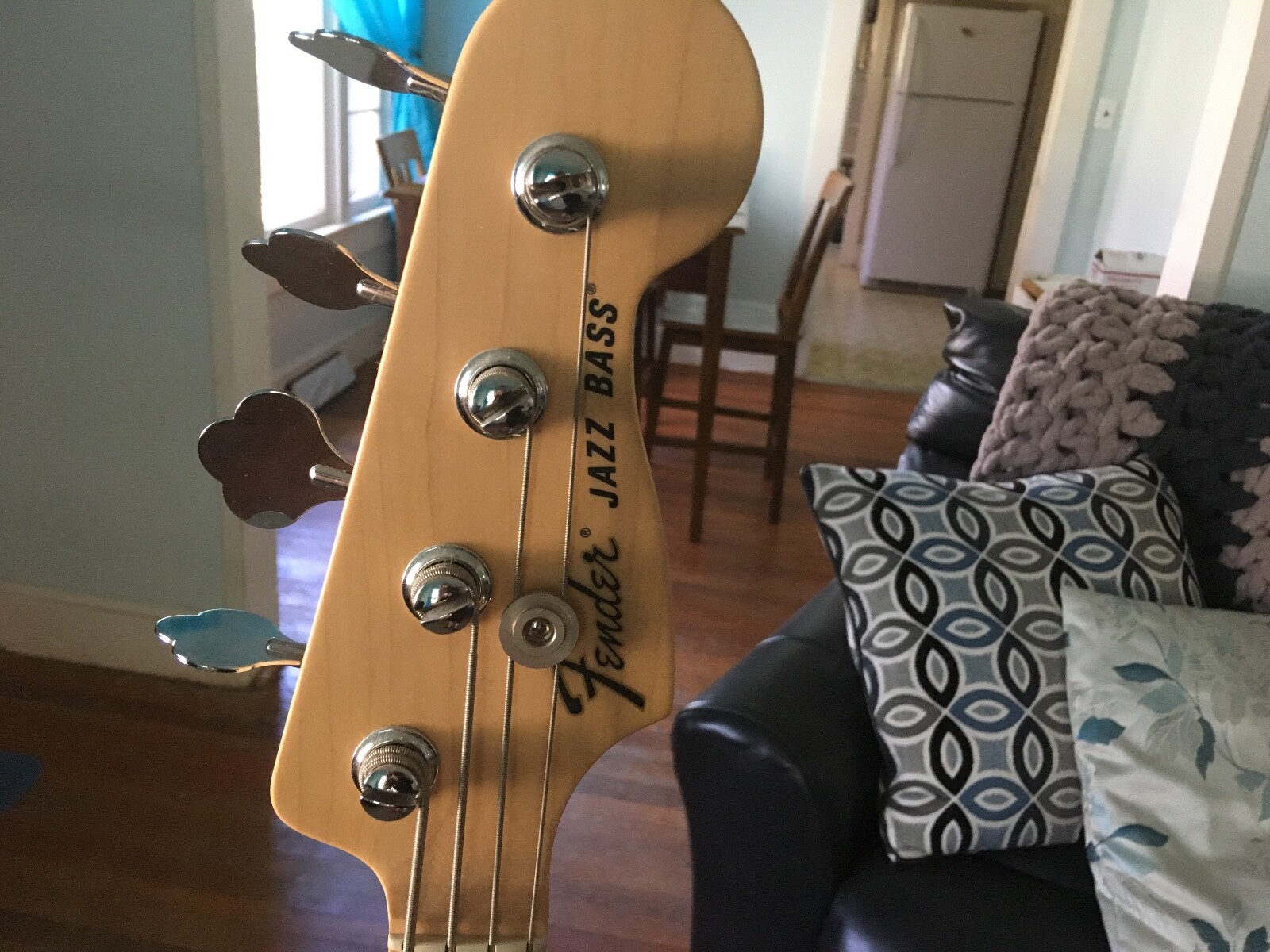 Fender American Special Jazz Electric Bass Guitar with Gig Bag