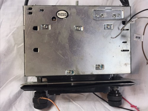 Sentrek SCR-562 Radio Receiver Cassette Player Untested Vintage 1989-1993