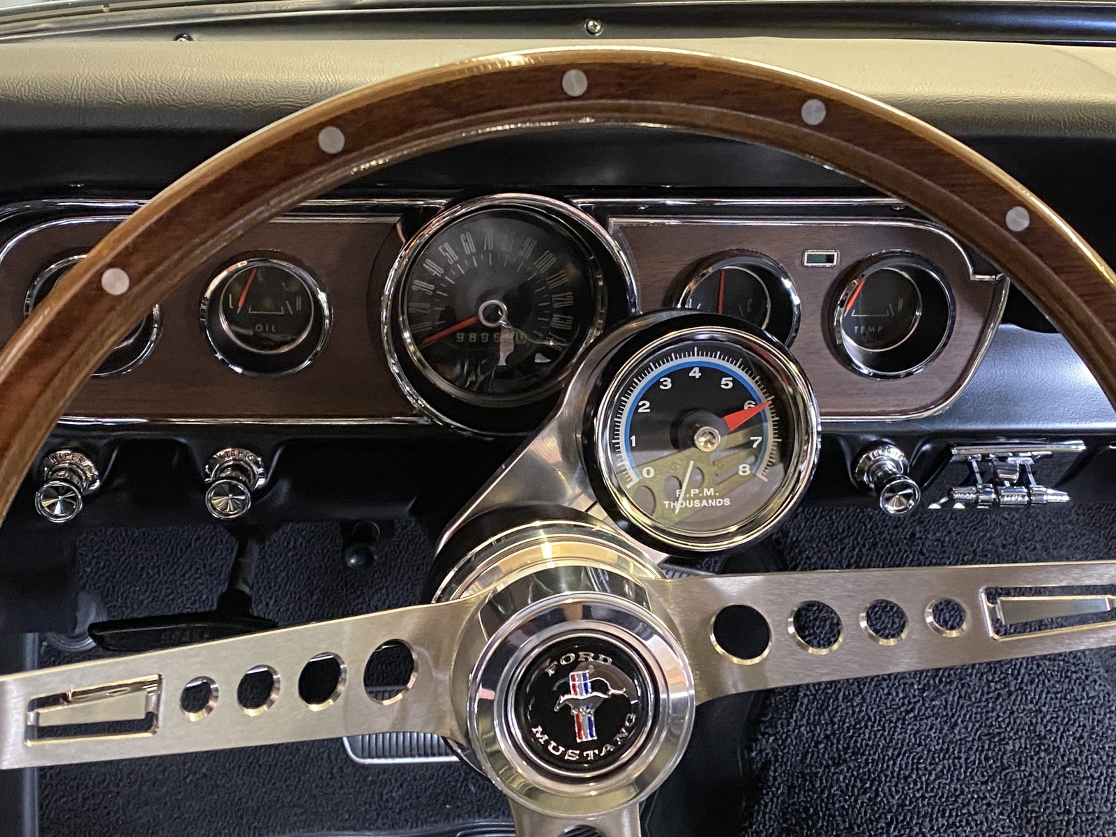 BILLET ALUMINUM TACHOMETER MOUNT FOR 2 1/4