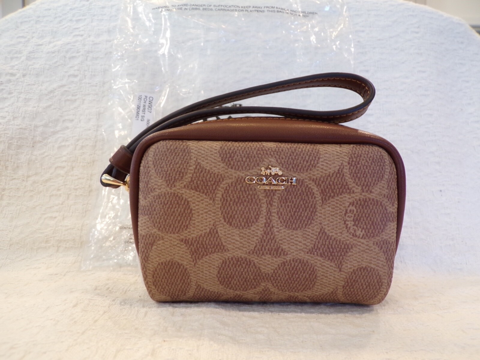 【COACH】CY832 QBMI5 Amazon.com: COACH(ｺｰﾁ) Utility, QBMI5 : Clothing, Shoes