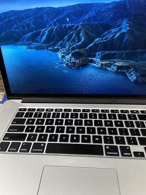 Genuine OEM Apple MacBook Pro 15