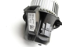 Renault Twingo III BCM 14-19 Gebläsemotor Lüftermotor Heizungsgebläse Renault Twingo III BCM 14-19 01.04.2017... Vorschau 5