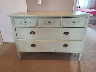 1900 1950 White Antique Dresser Vatican