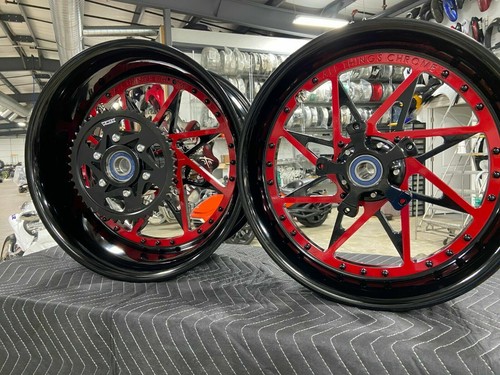 STOCK SIZE BLACK-RED CENTERS SWITCHBACK WHEEL 2006-2011