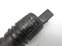 BMW F31 318d 12-15 Waschwasserpumpe Wischwasserpumpe Waschpumpe Vo. BMW F31 318d 12-15 28.02.2014 67127302588... Vorschau 4