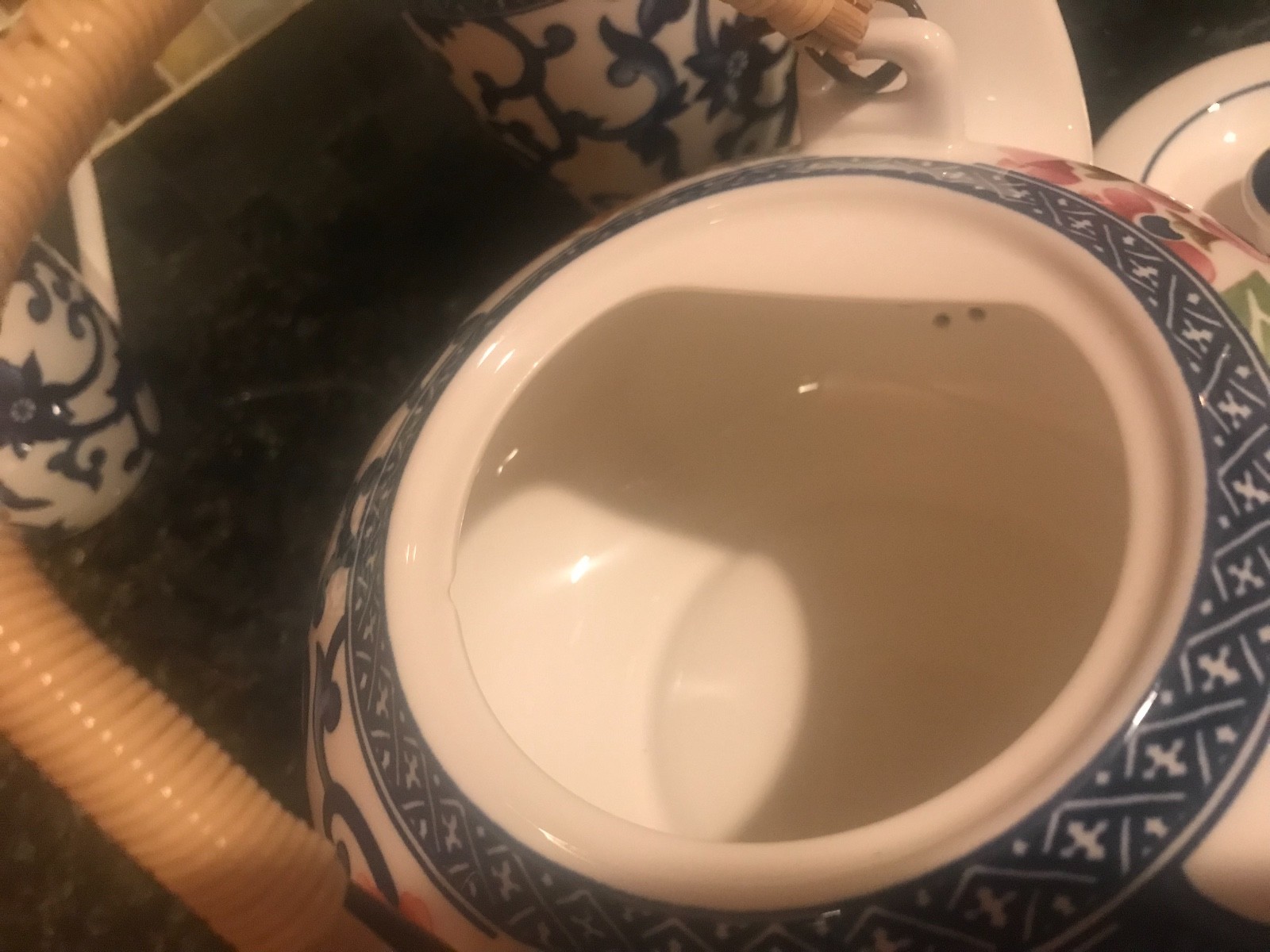 Ralph Lauren Mandarin Blue White  Floral Oriental Teapot 2 cups mugs