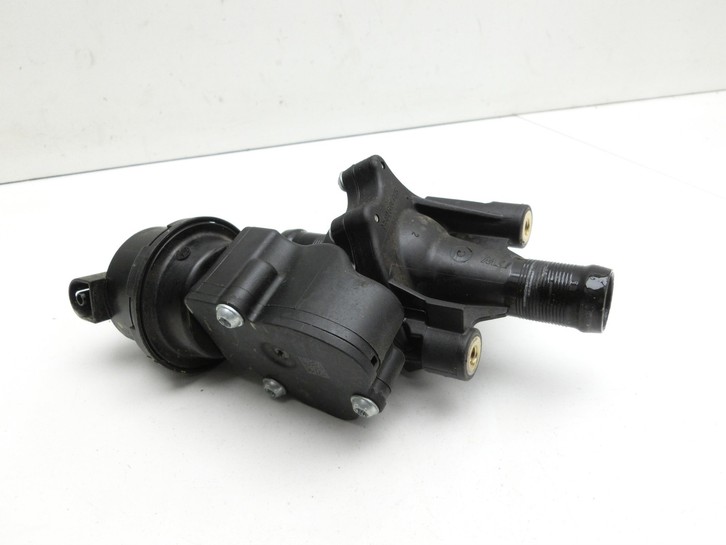 Renault Captur I HF 17-19 1,3 110KW Umwelzpumpe Heizung Pumpe Renault Captur I HF 17-19 29.11.2019 922309109R gebraucht Vorschau 5